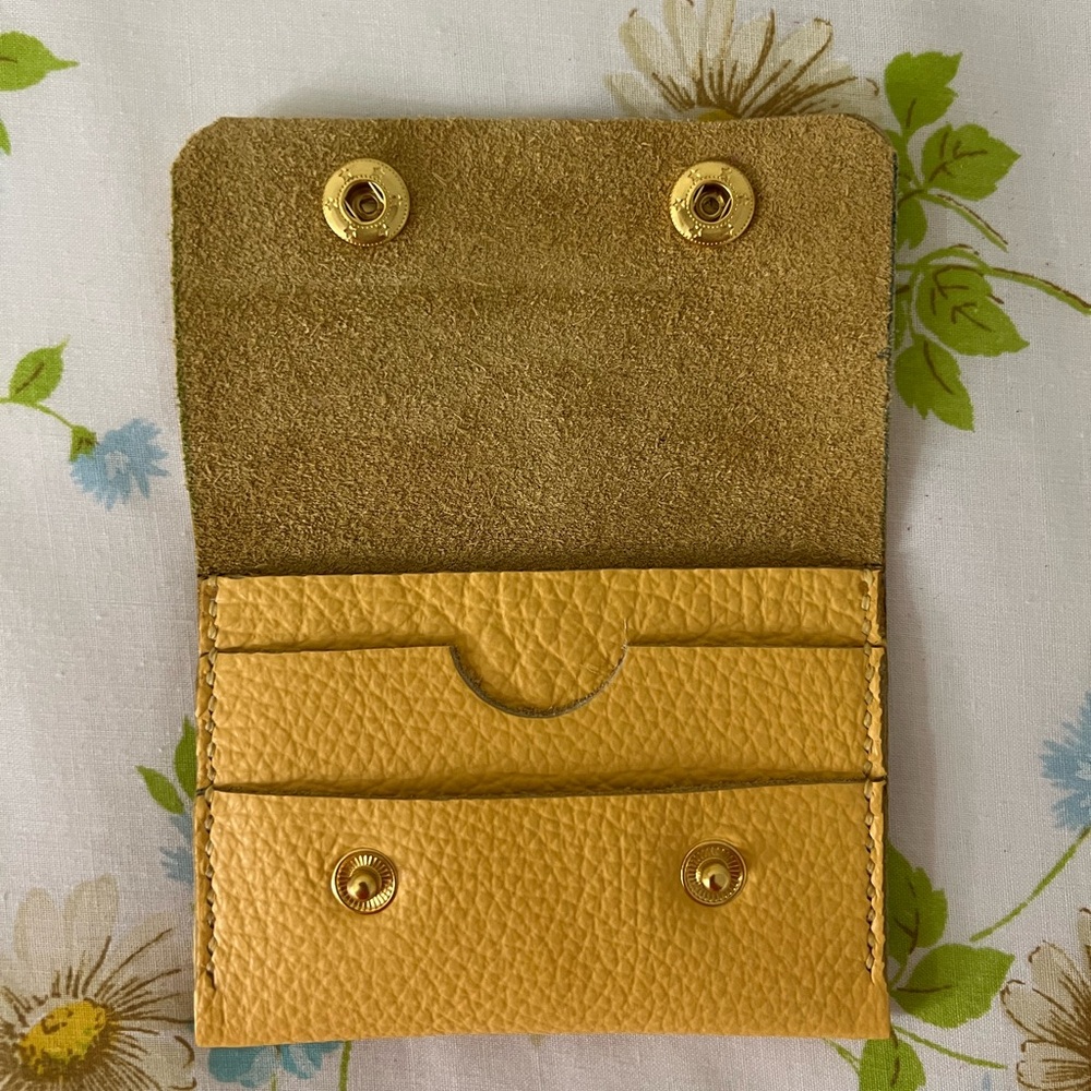 Handmade Genuine Leather Wallet - Picture 2 of 5
